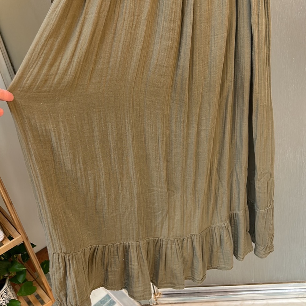 Dress - Picture 5 of 6